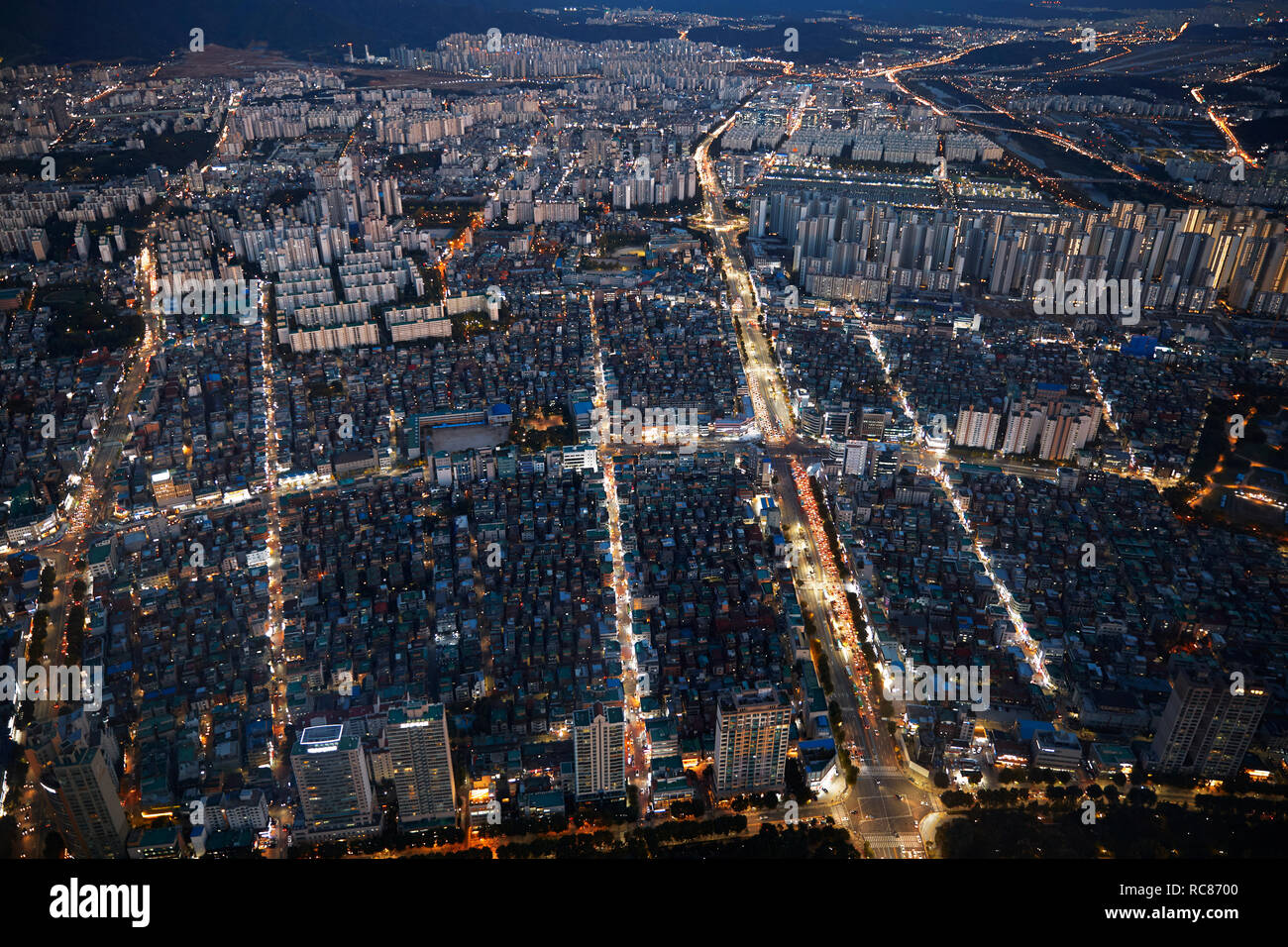 Cityscape at dusk, Seoul, South Korea Stock Photo