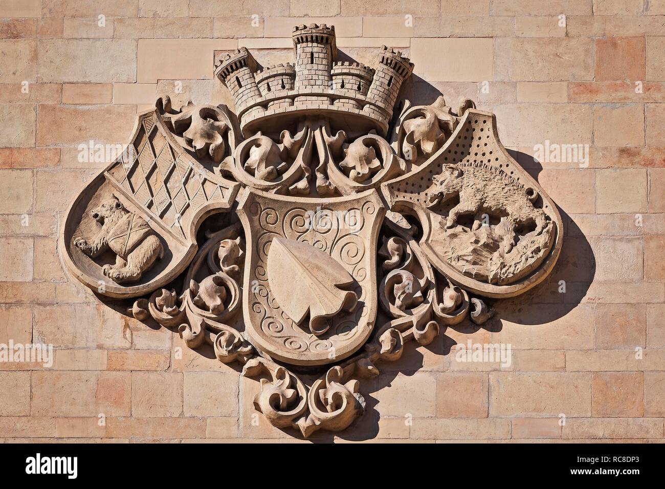 Coat of arms with bear figure and wild boar figure on the facade, Government of Upper Bavaria, Munich, Upper Bavaria, Bavaria Stock Photo