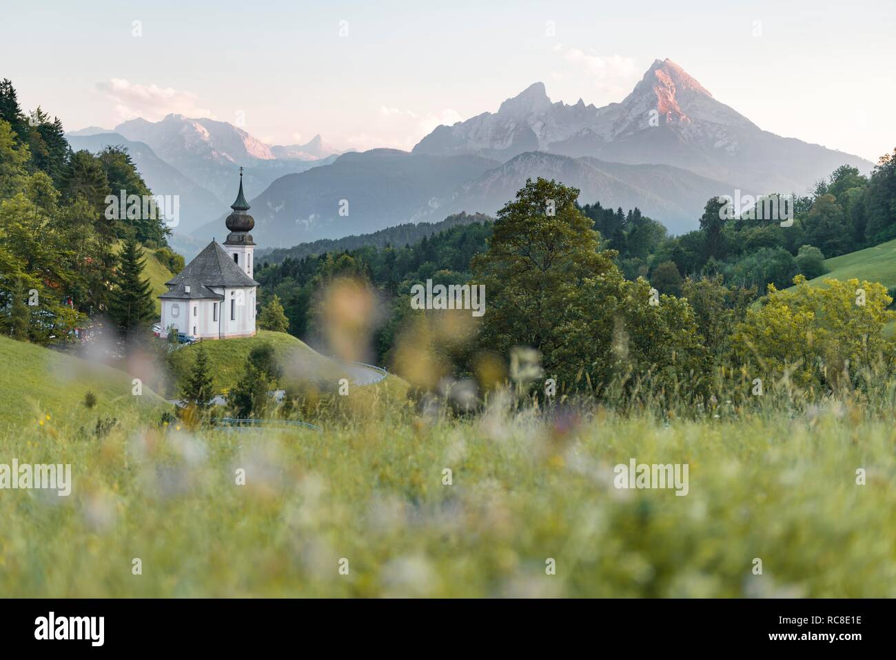 Maria Gern pilgrimage church, view of the Watzmann from the high valley, Berchtesgarden Alps, Berchtesgaden Stock Photo
