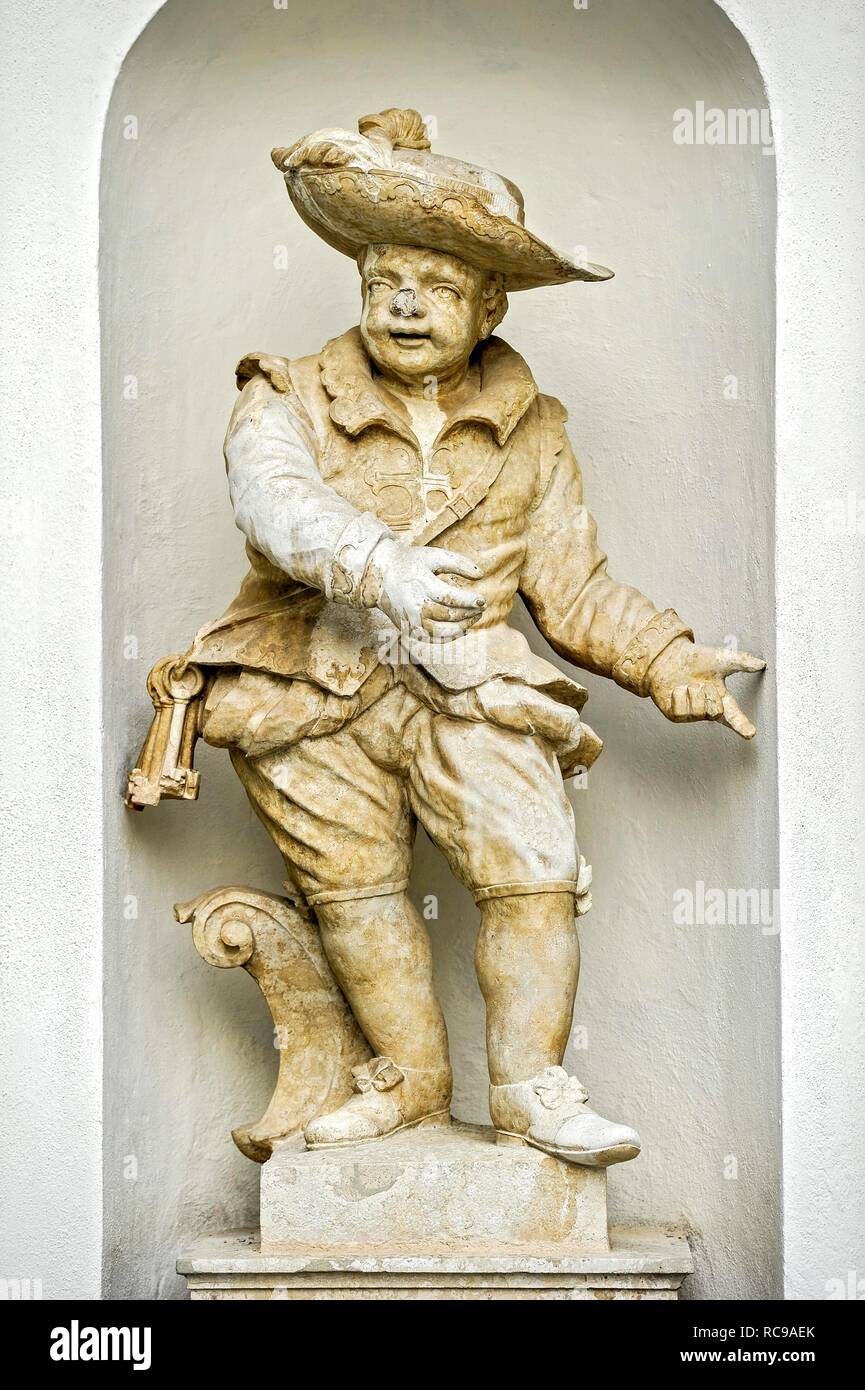 Stone figure of the cellar master at the portal of Hirschberg Castle, Beilngries, Upper Bavaria, Bavaria, Germany Stock Photo