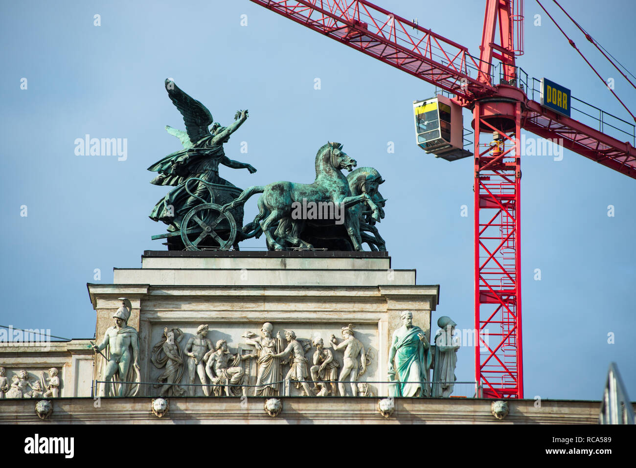 Sculpture extensive views hi-res stock photography and images - Alamy