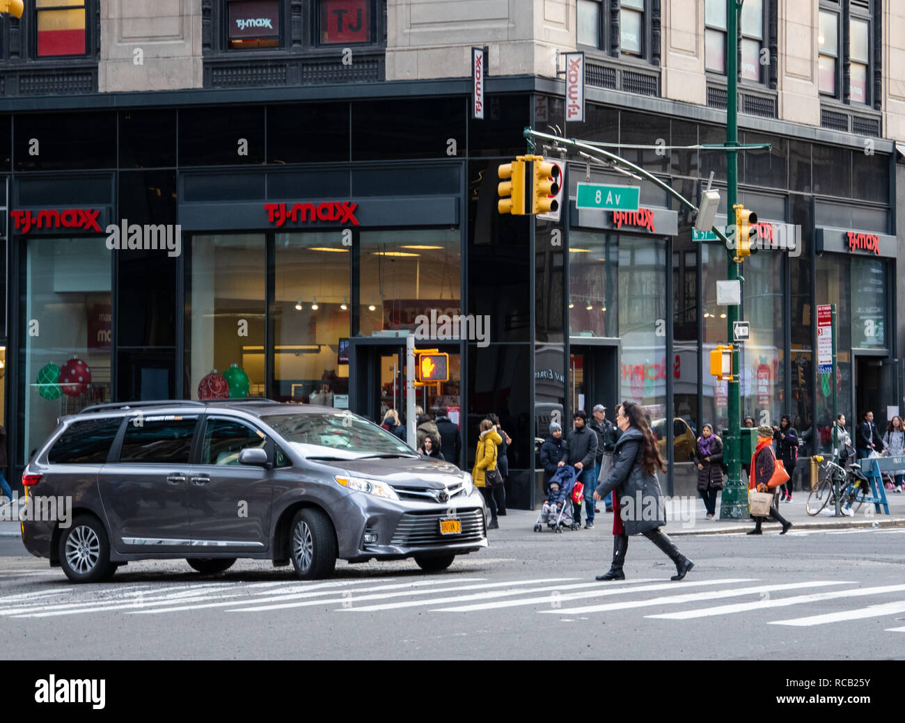 Tj Maxx High Resolution Stock Photography and Images Alamy