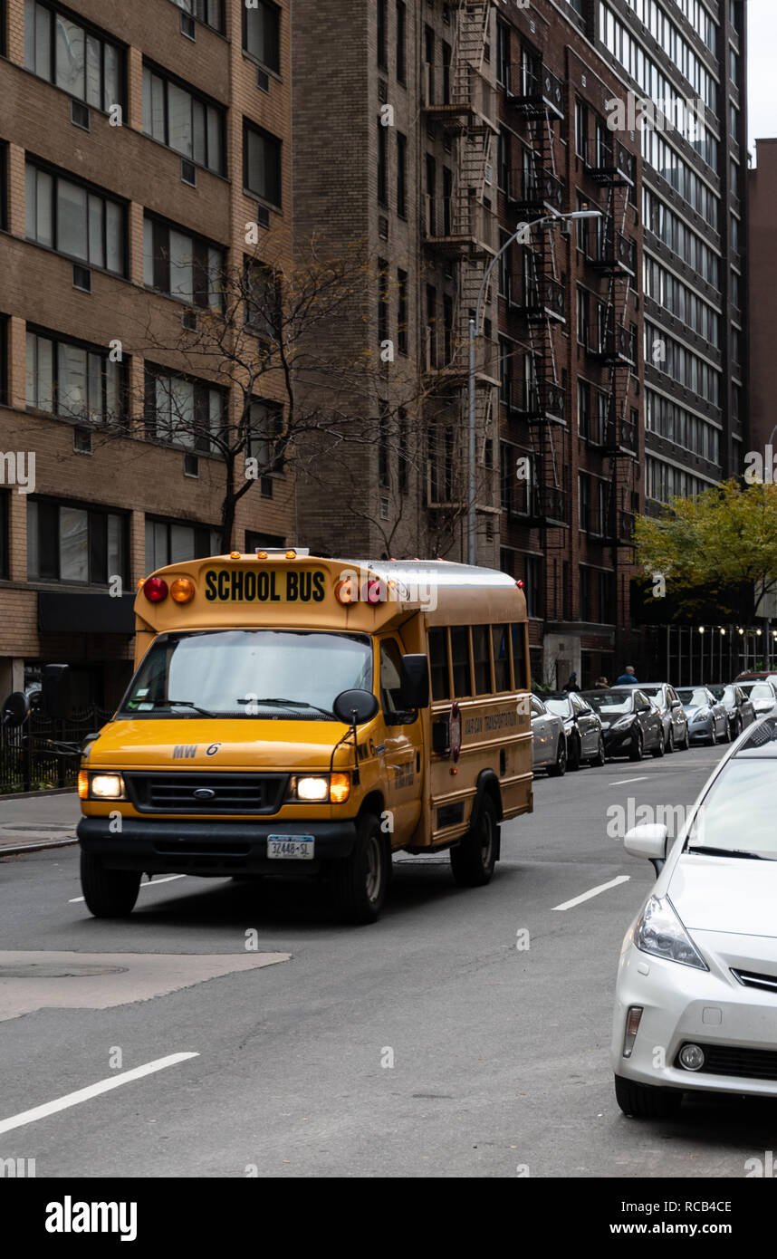 New york school bus hi-res stock photography and images - Alamy