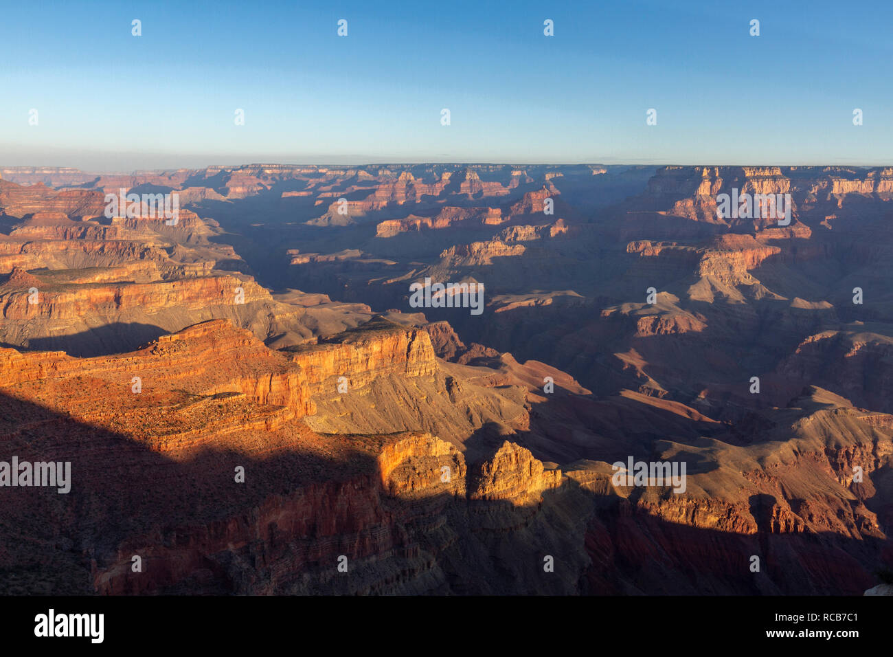 Early morning view looking west over the Grand Canyon from the Moran ...
