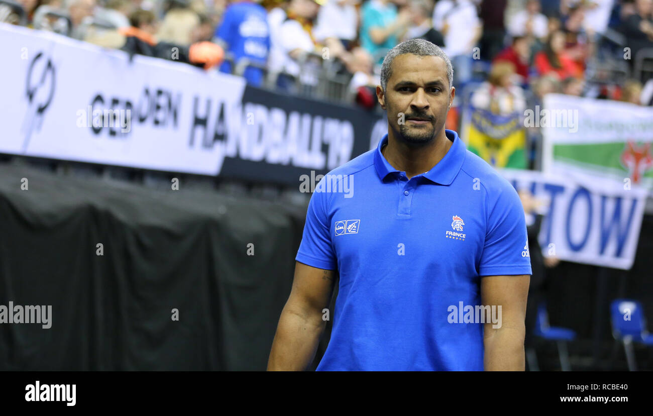 Berlin, Germany. 14th Jan, 2019. Handball IHF Men's World Championship: France coach Didier Dinart during the warm-up before the game Credit: Mickael Chavet/Alamy Live News Stock Photo