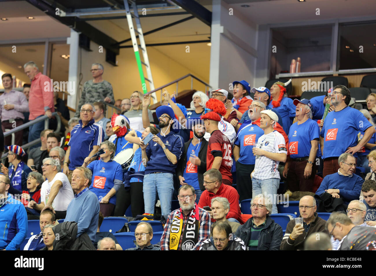Berlin, Germany. 14th Jan, 2019. Handball IHF Men's World Championship: France supporters cheering for their team before the game Credit: Mickael Chavet/Alamy Live News Stock Photo
