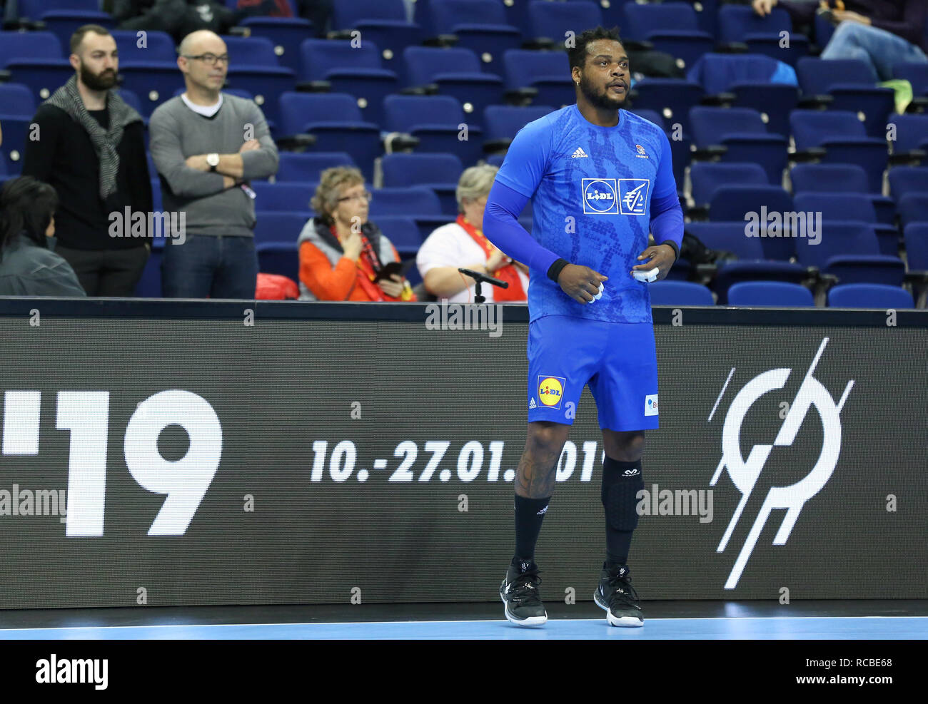 Berlin, Germany. 14th Jan, 2019. Handball IHF Men's World Championship: France pivot Cedric Sorhaindo during the warm-up before the game Credit: Mickael Chavet/Alamy Live News Stock Photo