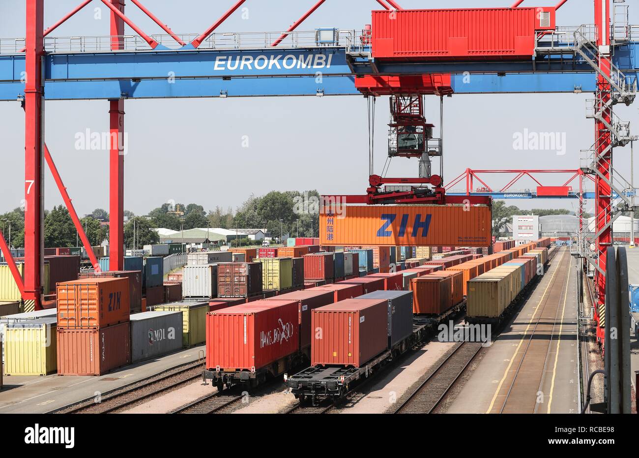 (190115) -- BEIJING, Jan. 15, 2019 (Xinhua) -- A cargo container on a China Railway Express train is unloaded at Eurokombi terminal in Hamburg, Germany, on May 29, 2018. China's foreign trade rose 9.7 percent year on year to a historic high of 30.51 trillion yuan (about 4.5 trillion U.S. dollars) in 2018, the General Administration of Customs (GAC) said Monday. Exports rose 7.1 percent year on year to 16.42 trillion yuan last year, while imports grew 12.9 percent to 14.09 trillion yuan, resulting in a trade surplus of 2.33 trillion yuan, which narrowed by 18.3 percent. Exports and impo Stock Photo