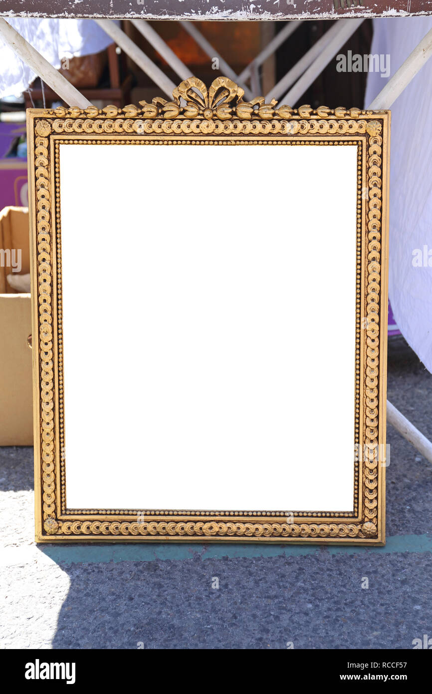 Flea market art frame hires stock photography and images Alamy