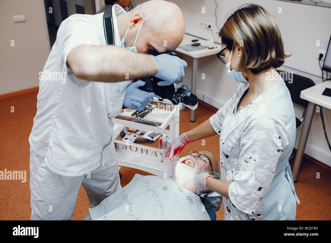 Old man woman in medical hi-res stock photography and images - Alamy