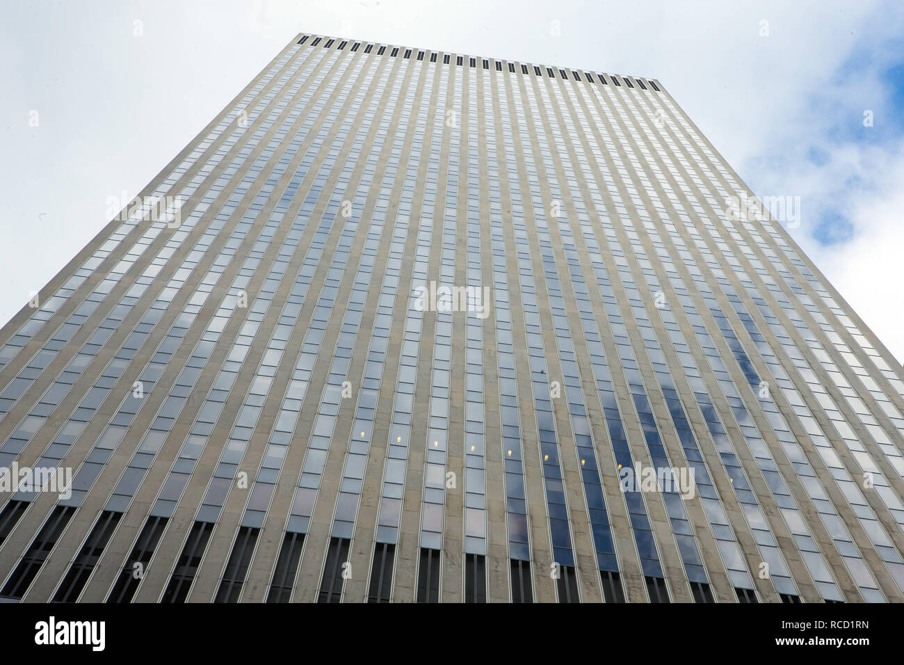 General View GV of the News Corporation Building, 1211 Avenue of the Americas, New York, NY 10036, USA. The building serves as the global headquarters Stock Photo