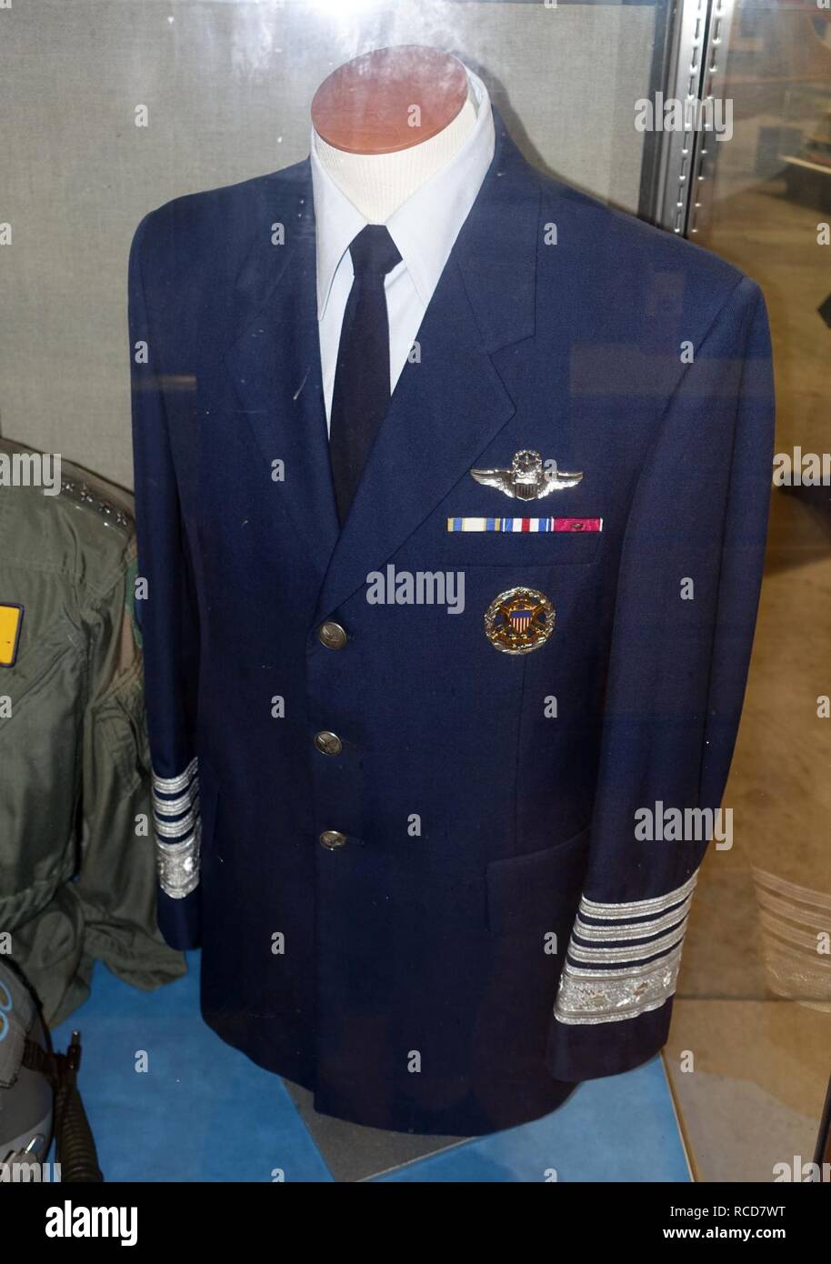 Air Force Chief of Staff uniform, Merrill McPeak exhibit - Oregon Air and Space Stock Photo