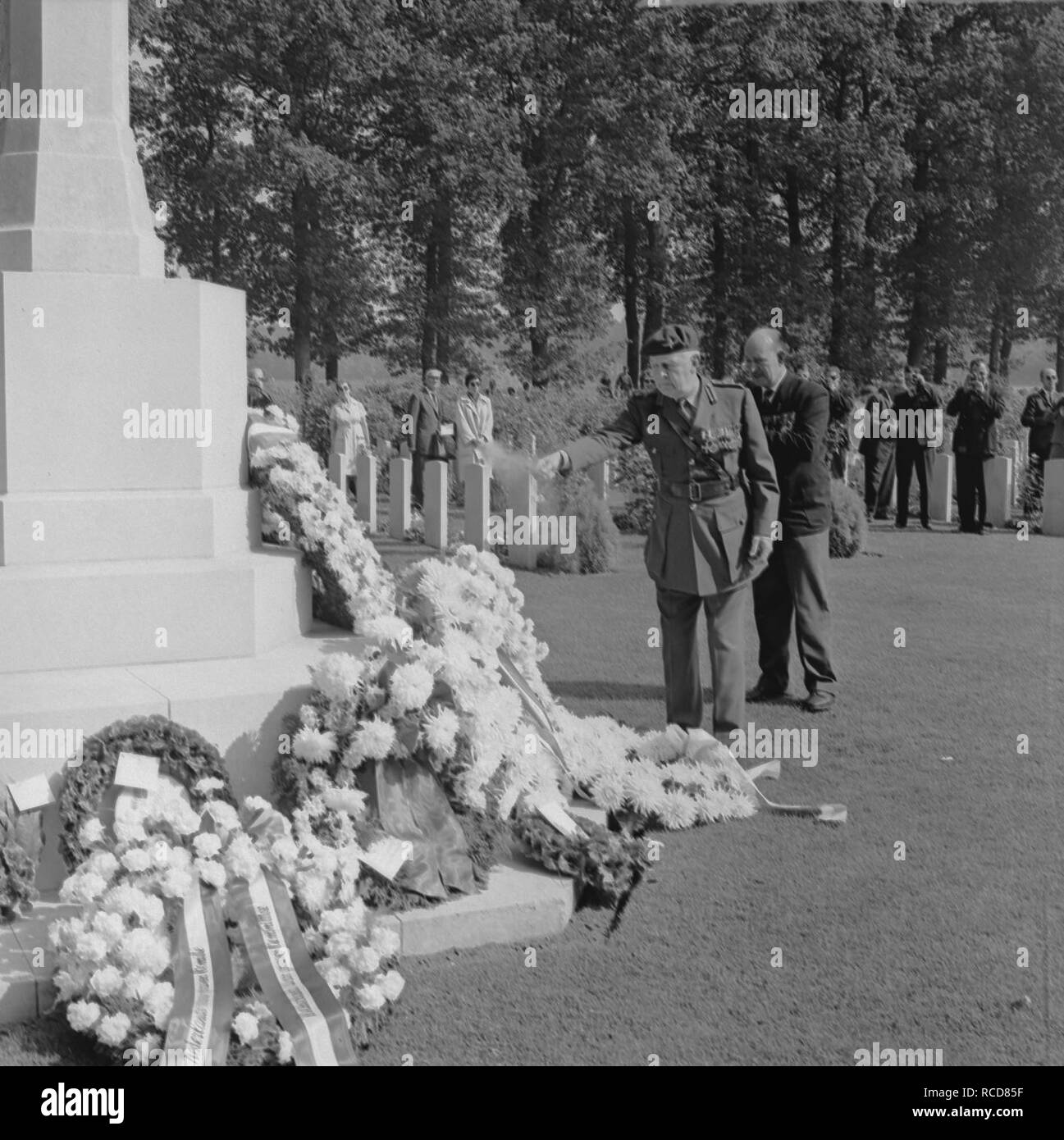 Airborne herdenking te Oosterbeek, Bestanddeelnr 915-5311. Stock Photo