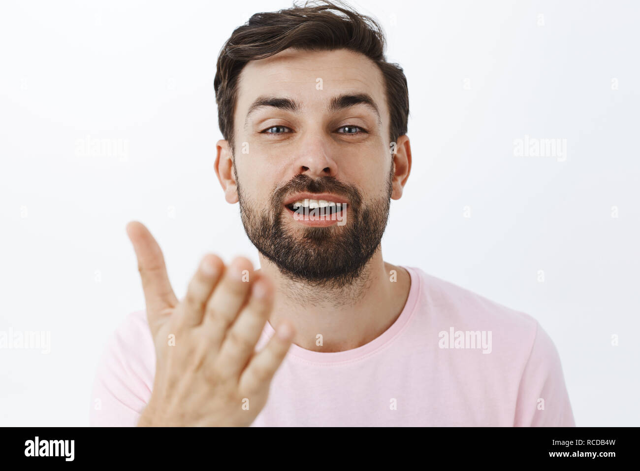 Man kiss woman lips hi-res stock photography and images - Alamy