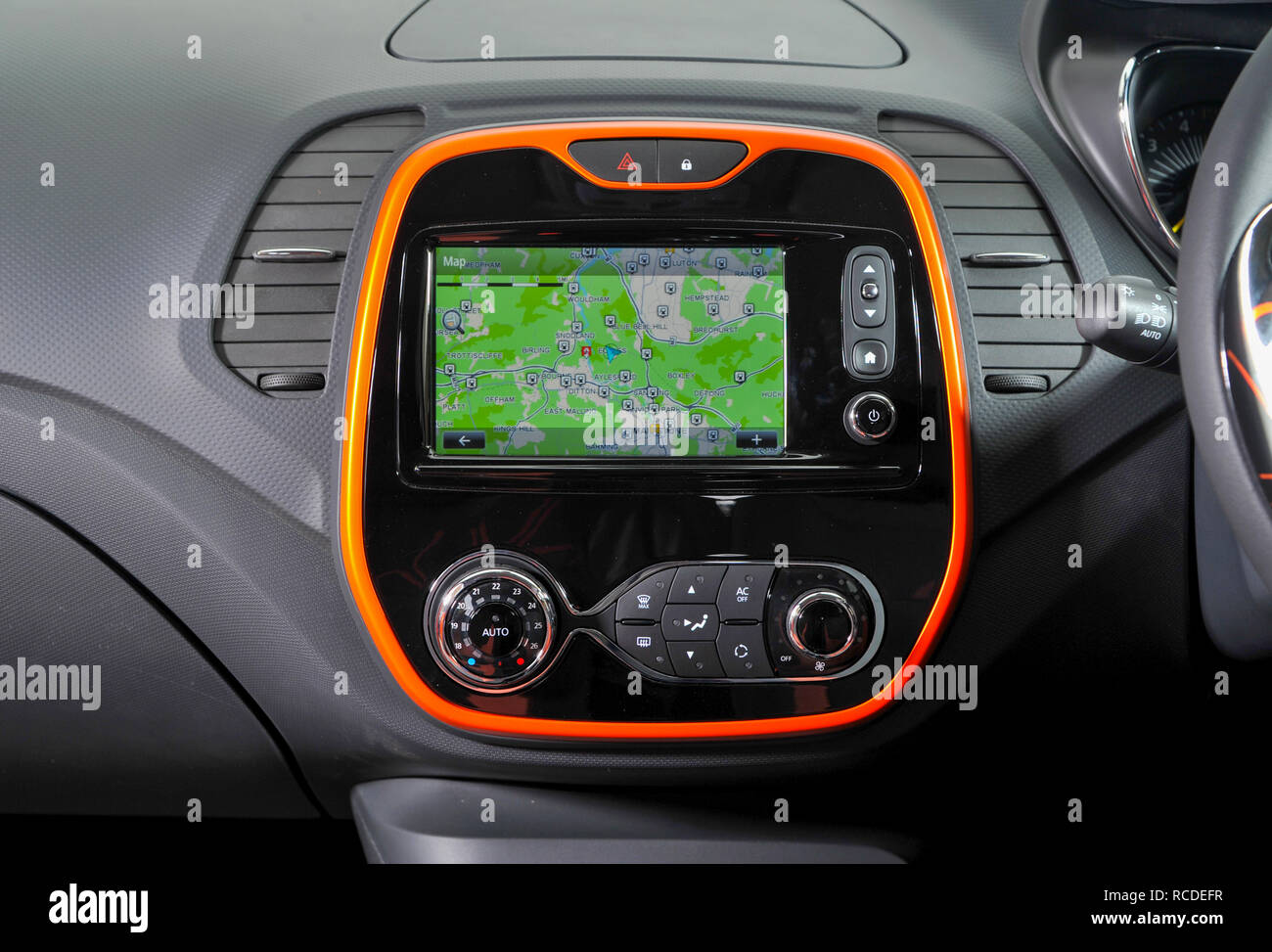 sat nav in a 2013 Renault Captur French small SUV Stock Photo - Alamy