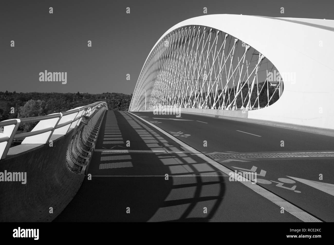 Arched Bridge Construction High Resolution Stock Photography and Images ...