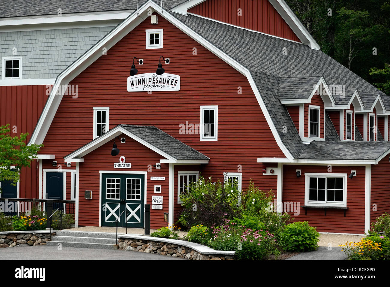 Red Barn Theatre High Resolution Stock Photography And Images Alamy