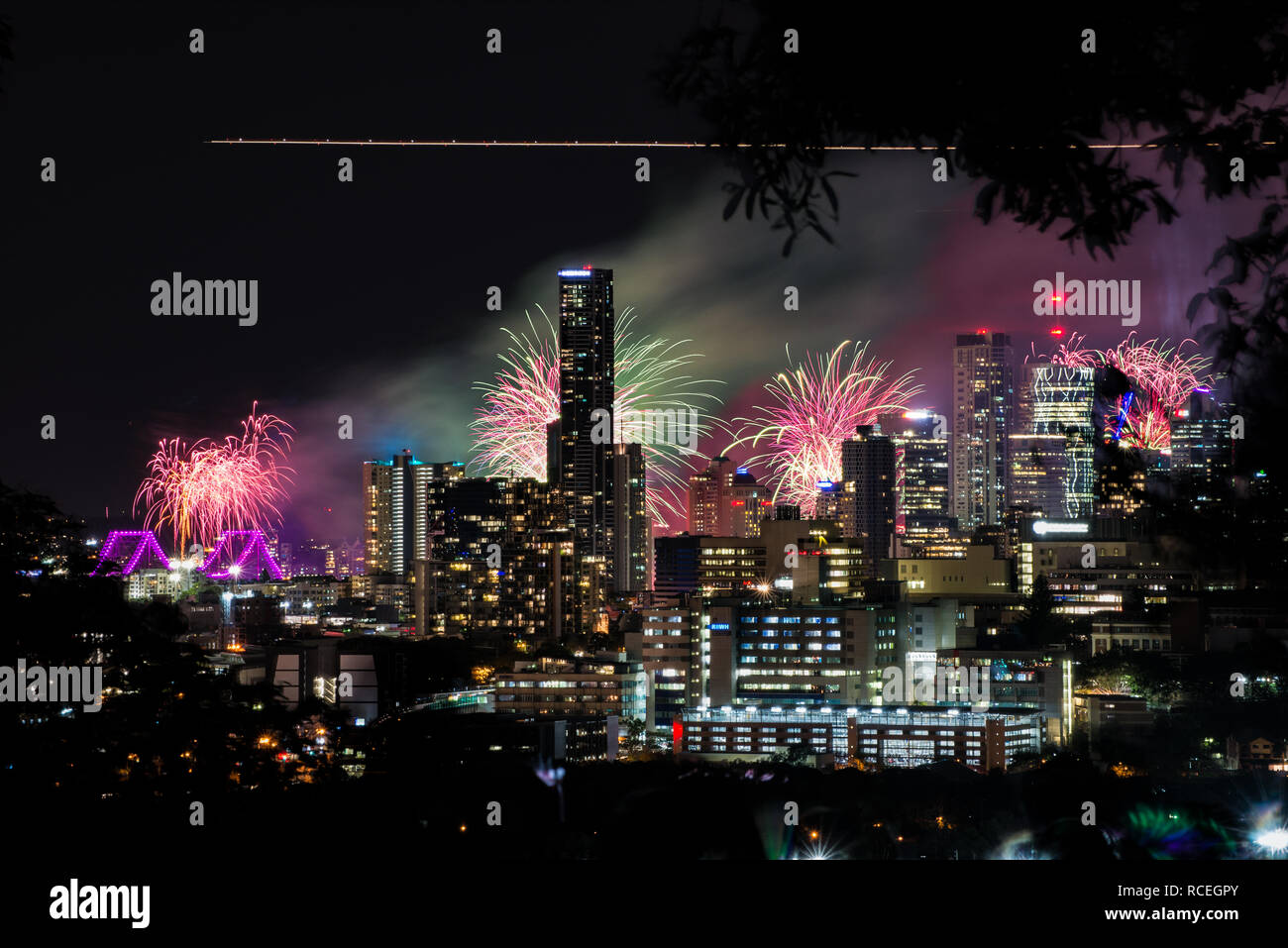 Fireworks Brisbane 2025 4runner Linn Shelli