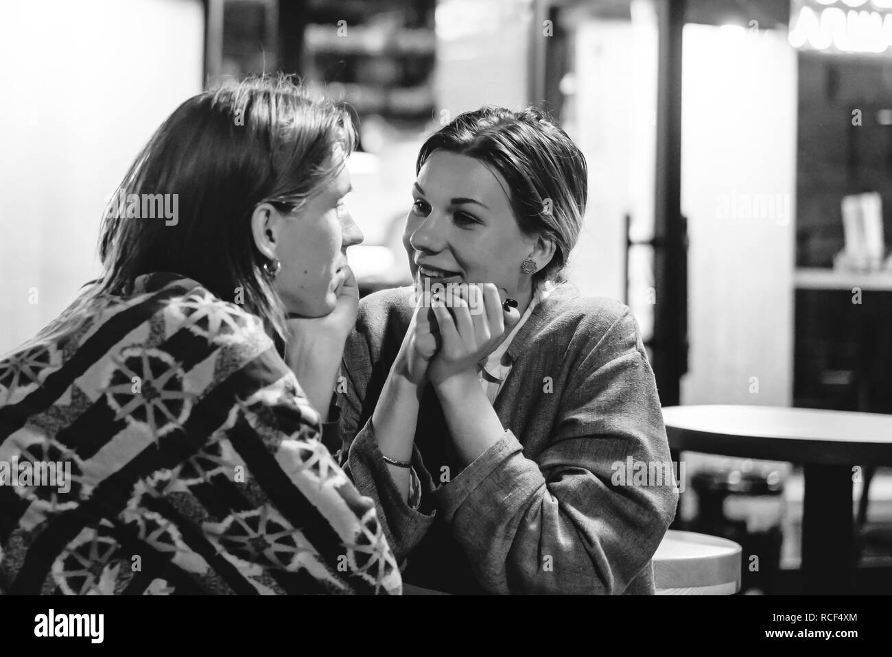 black and white photo of a young couple Stock Photo - Alamy
