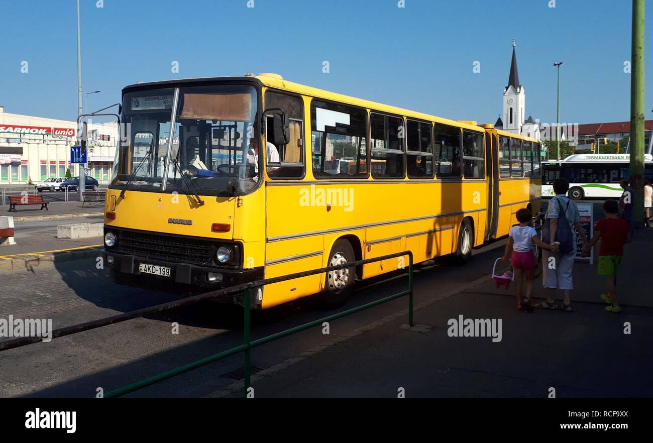 Ikarus 280 BRS-301 in Kaposvar 9.11.2010 0873, Kaposvar in …