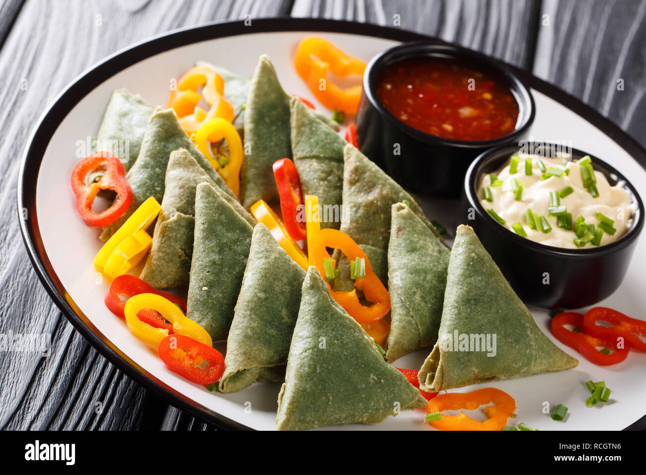 Indian vegetable samosa hi-res stock photography and images - Alamy