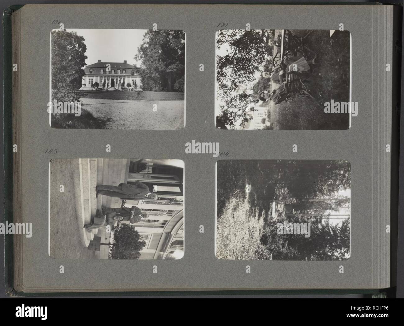 Albumblad met vier fotos. Linksboven groot huis, mogelijk de Nederlandse resid, Bestanddeelnr 21 24. Stock Photo