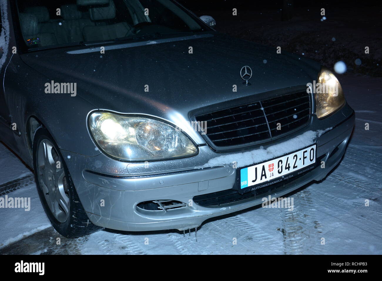 Mercedes Benz S500 (snow night) Stock Photo