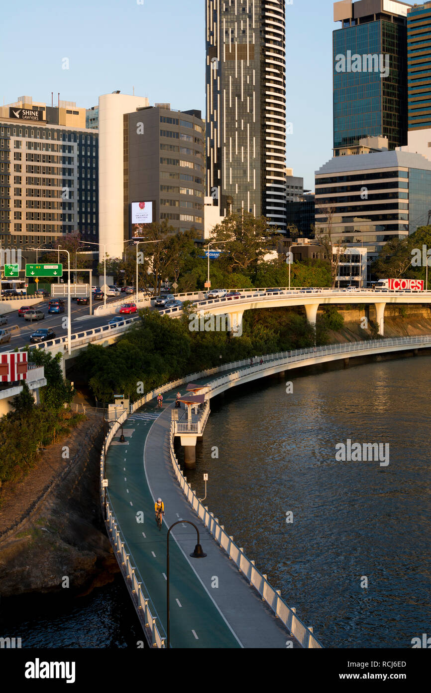 Riverside Expressway and cycleway/walkway, North Quay, Brisbane city centre, Queensland, Australia Stock Photo