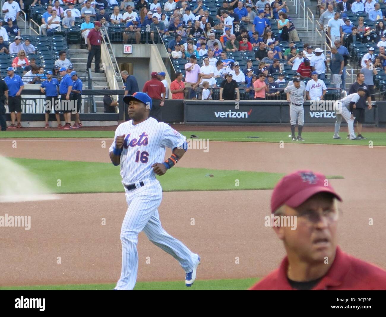 Alejandro de aza hires stock photography and images Alamy