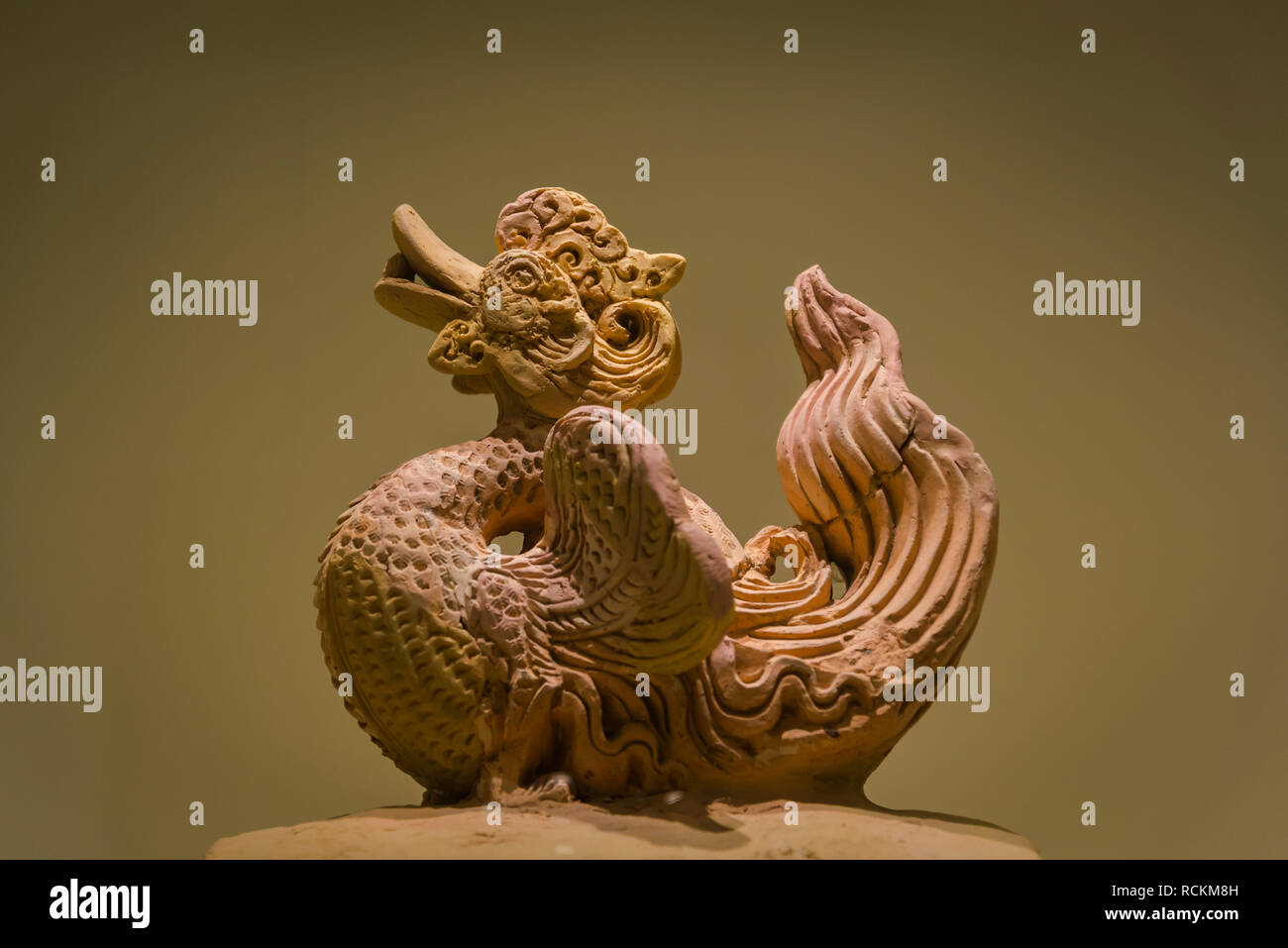 Mandarin duck roof decoration, Ly Dynasty, 12 century, Hanoi, Vietnam Stock Photo