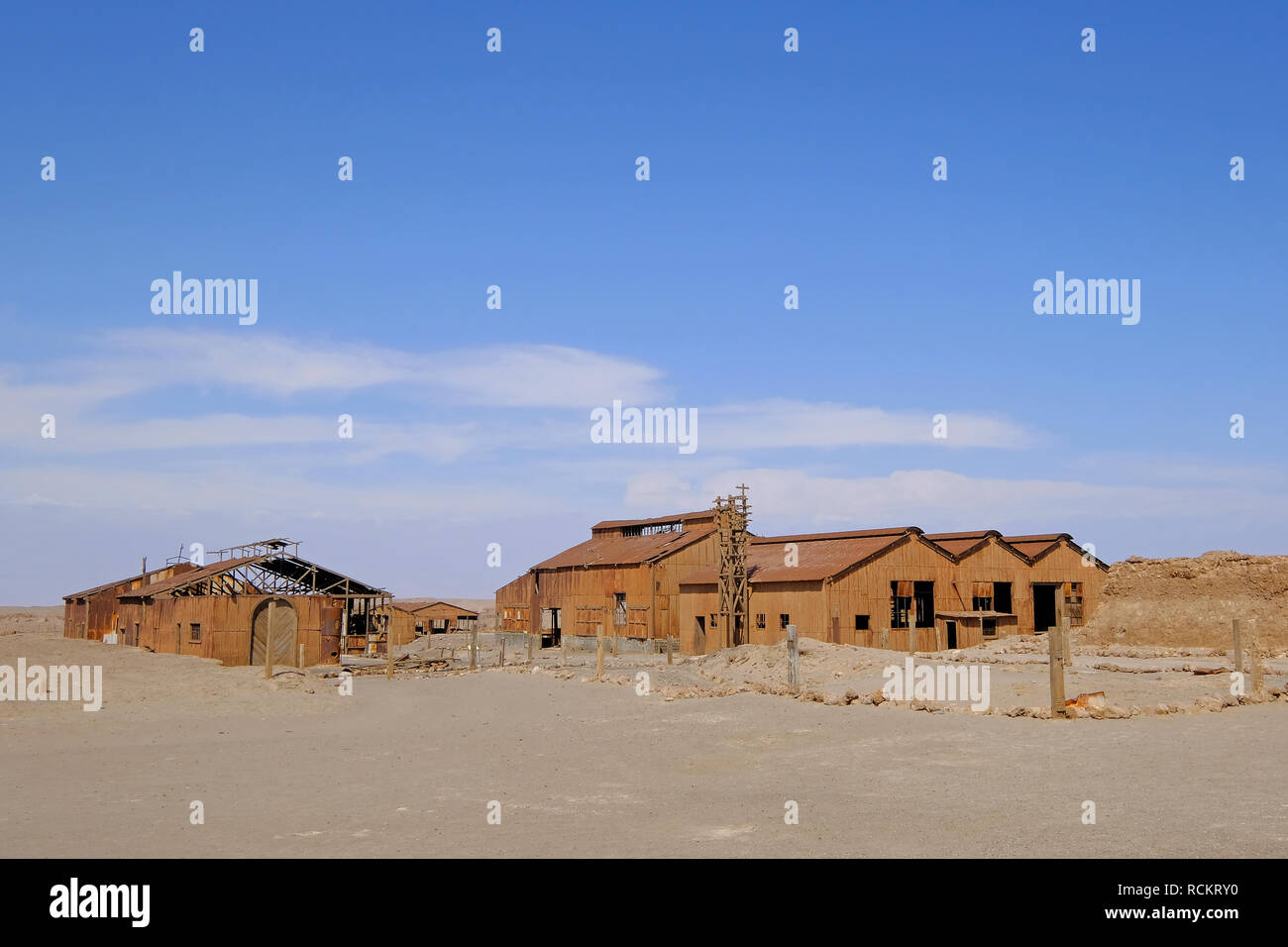 Abandoned Humberstone and Santa Laura saltpeter works factory, near Iquique, northern Chile, South America Stock Photo