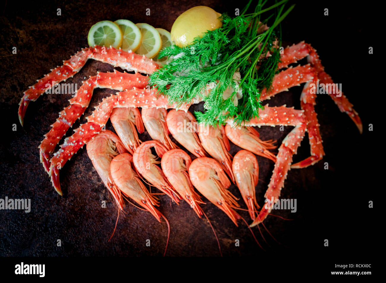 Cooked Organic Alaskan King Crab Legs Stock Photo Alamy