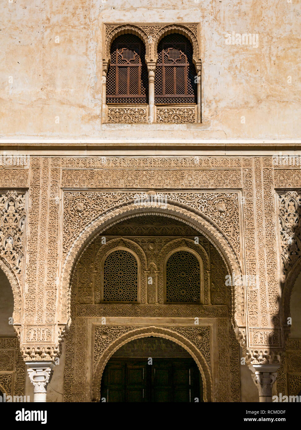 Islamic arabesque art hi-res stock photography and images - Alamy