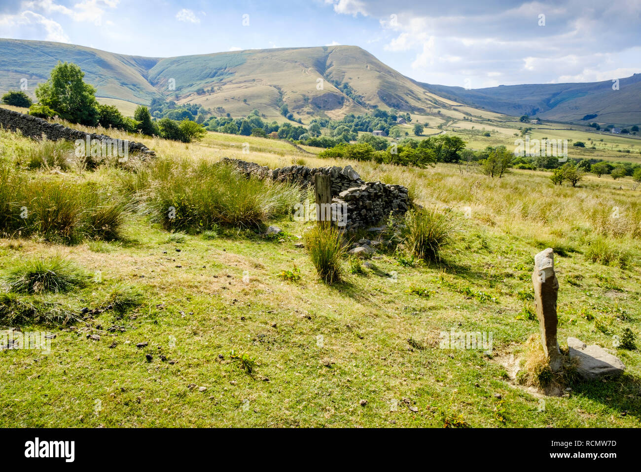 Summer sunshine on the hills and countryside of the Vale of Edale, Derbyshire, Peak District National Park, England, UK Stock Photo