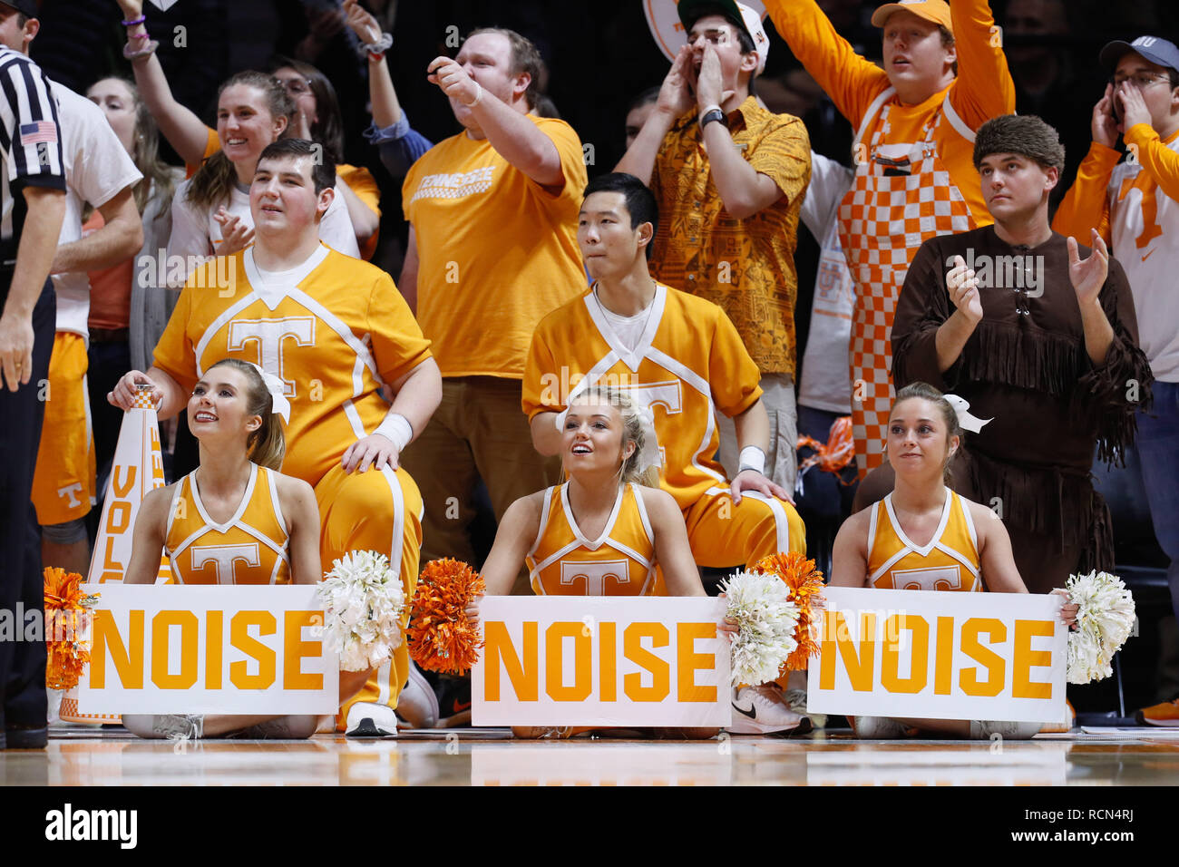 Knoxville, Tennessee, USA. January 15, 2019: Tennessee Volunteers cheerleaders during the NCAA basketball game between the University of Tennessee Volunteers and the University of Arkansas Razorbacks at Thompson Boling Arena in Knoxville TN Tim Gangloff/CSM Credit: Cal Sport Media/Alamy Live News Stock Photo