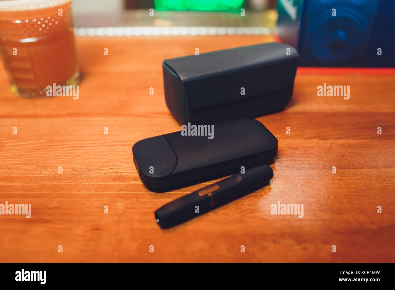 elfbar nachfüll pod läuft aus Travel Gadget – IQOS 2.4 Plus e-Cigarette Review main image 0