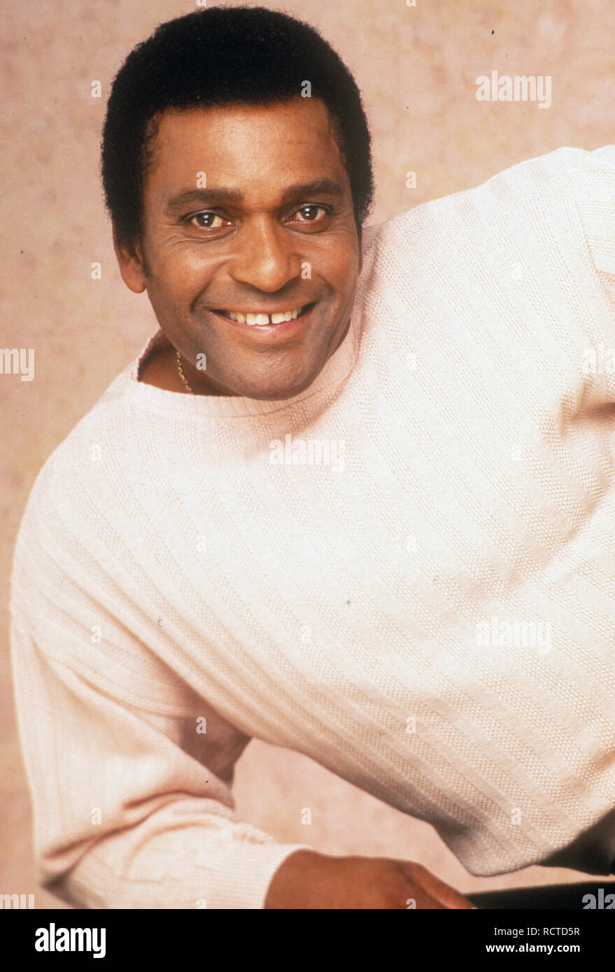 CHARLIE PRIDE Promotional photo of US singer about 1972 Stock Photo