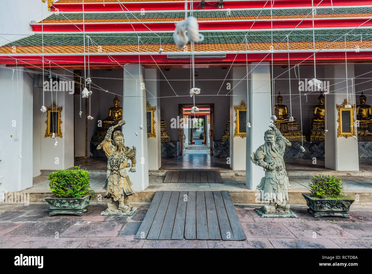 temple interior details Wat Pho temple Bangkok Thailand Stock Photo - Alamy