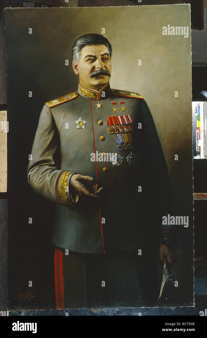 Stalin uniform hi-res stock photography and images - Alamy