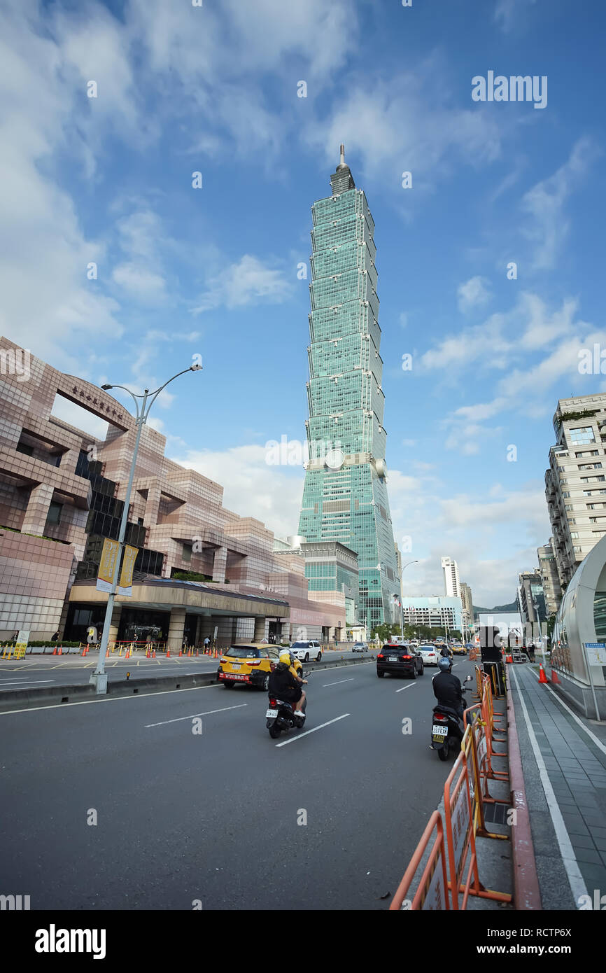 Taipei, Taiwan - November 24, 2018: The high building Taipei 101 tower located in finacial distict, Taipei, Taiwan. Stock Photo