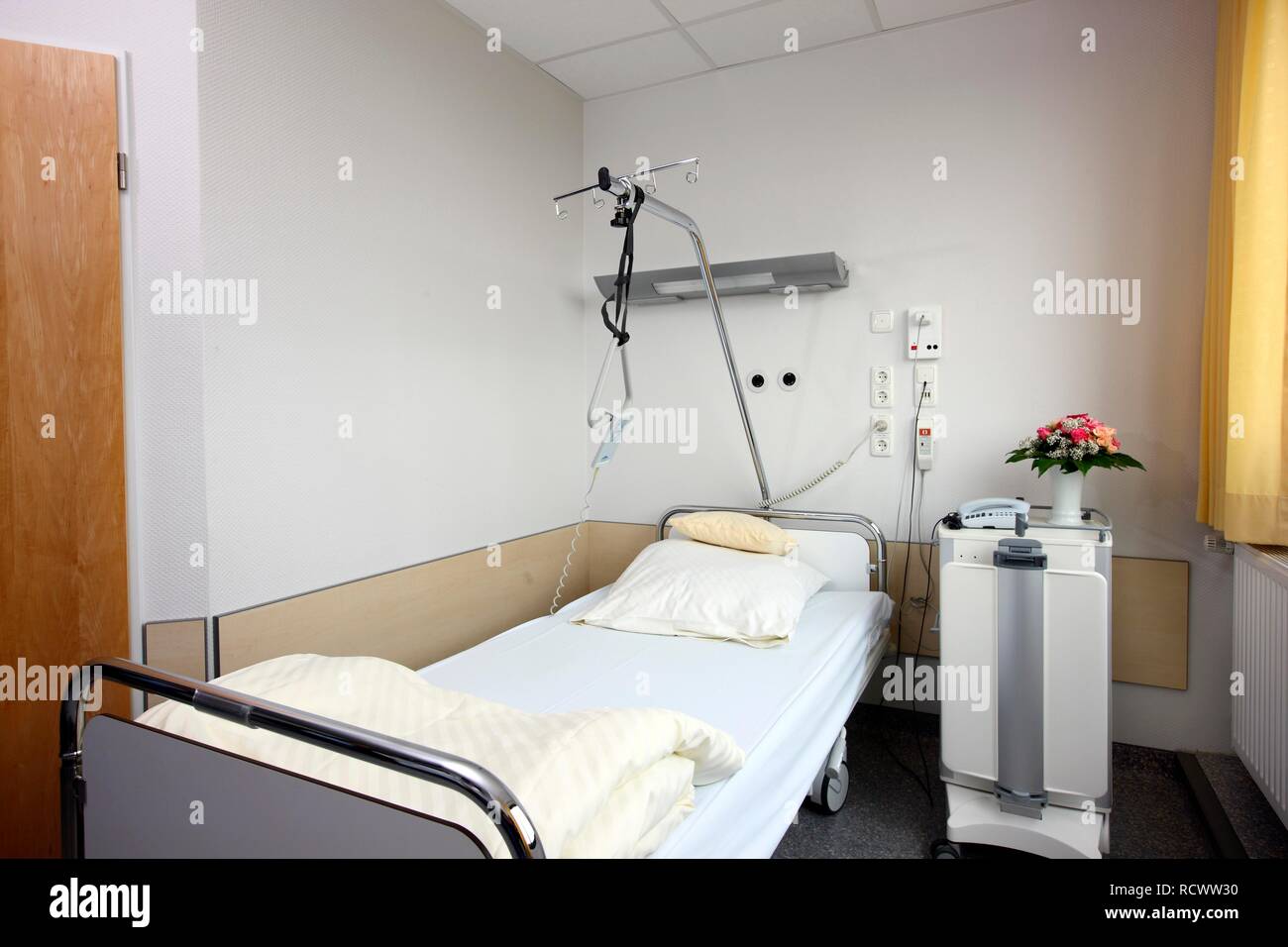 Empty hospital room, single room, hospital Stock Photo