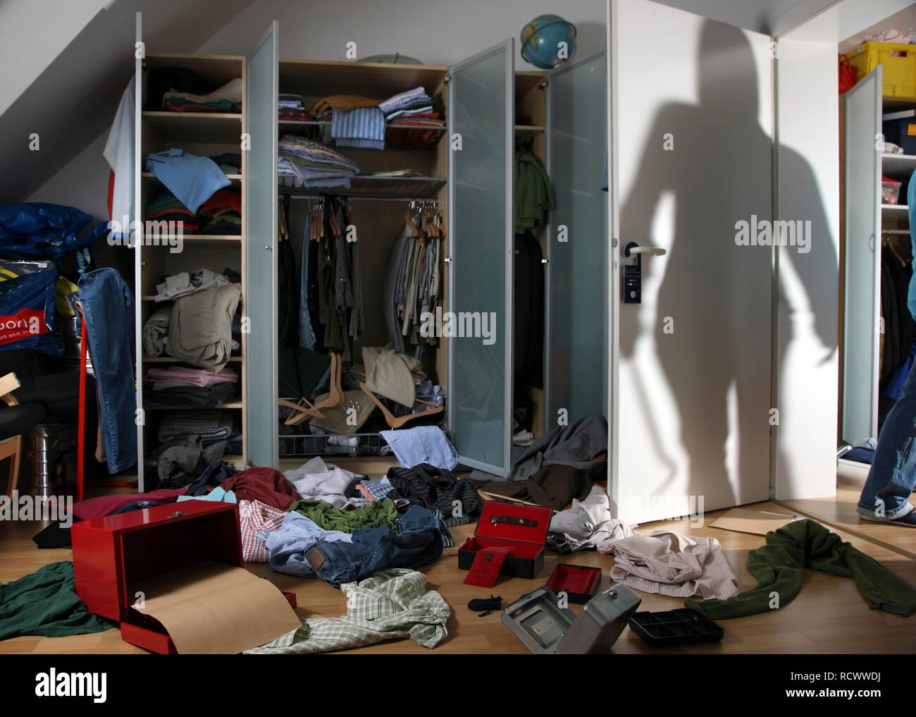 Ransacked room hi-res stock photography and images - Alamy