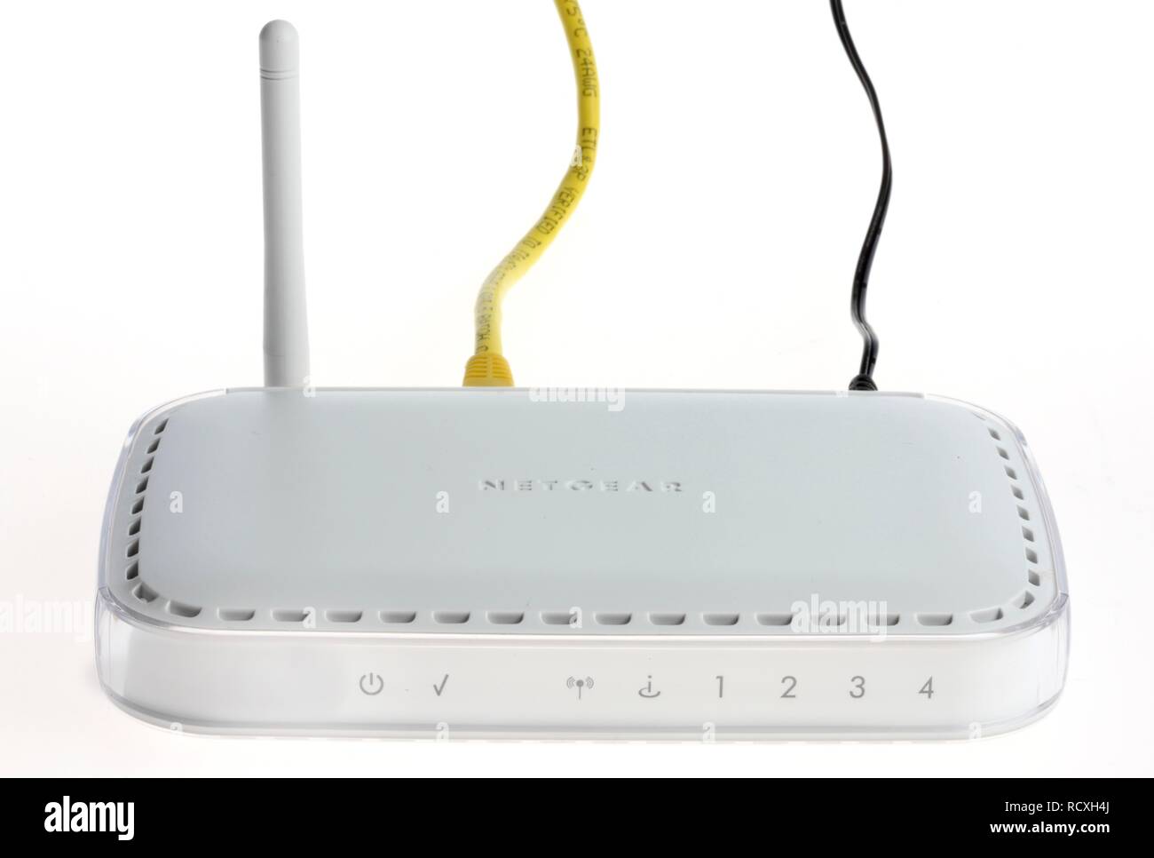 Router for distributing an incoming broadband connection via Wi-Fi,  wireless to computers Stock Photo - Alamy