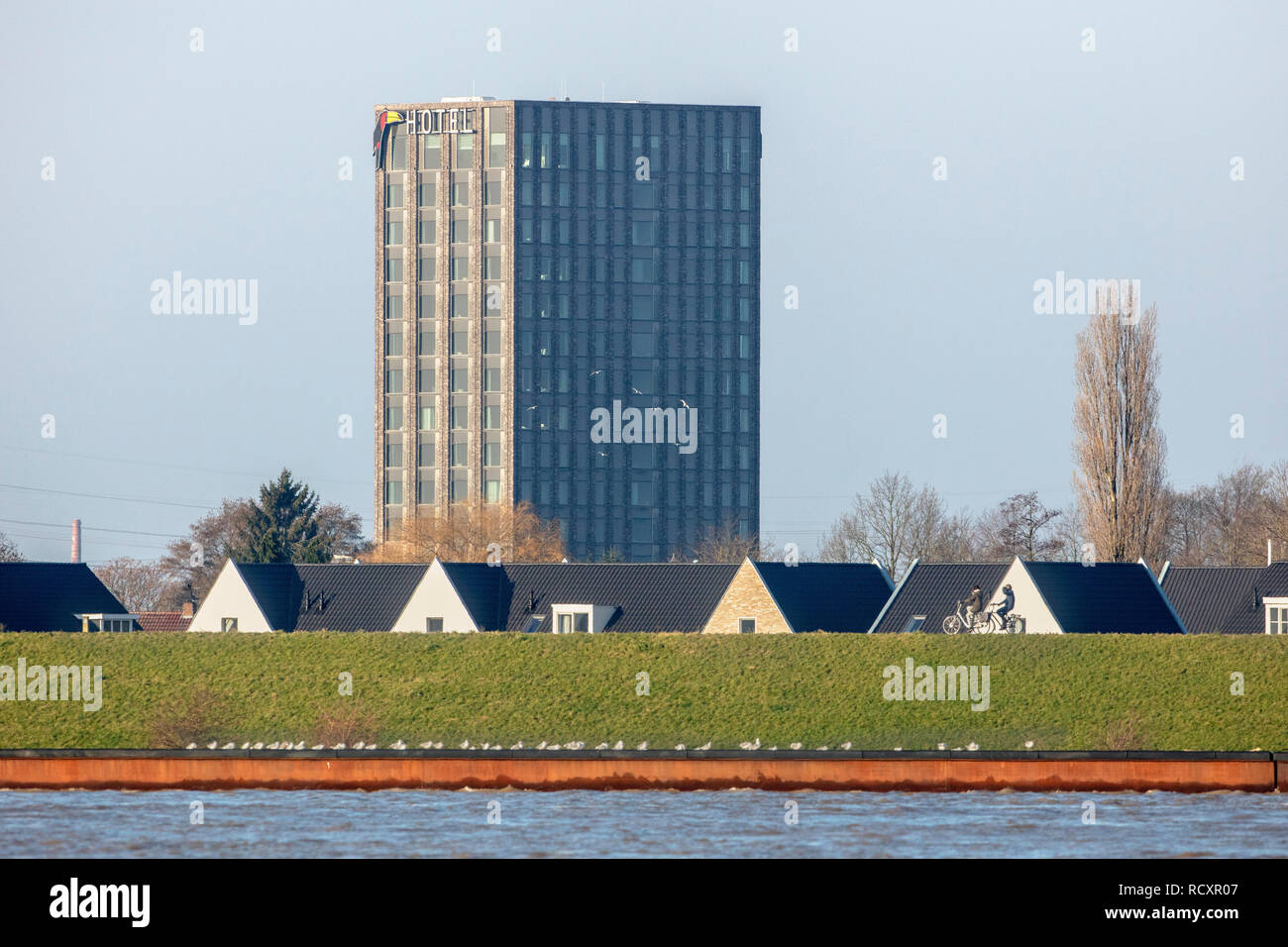 The Netherlands, Nijmegen, Lent district, dyke along Waal river. Stock Photo