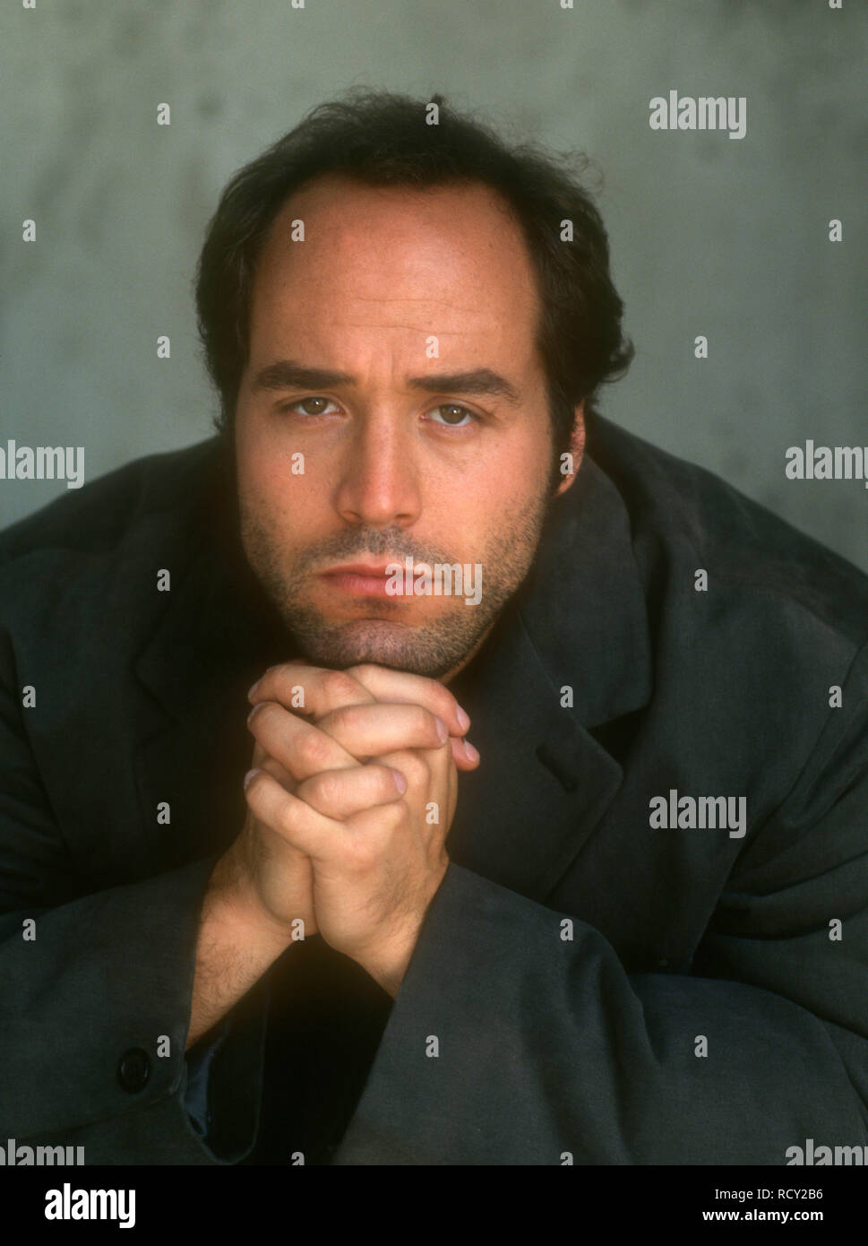 LOS ANGELES, CA - SEPTEMBER 13: (EXCLUSIVE) Actor Jeremy Piven poses at