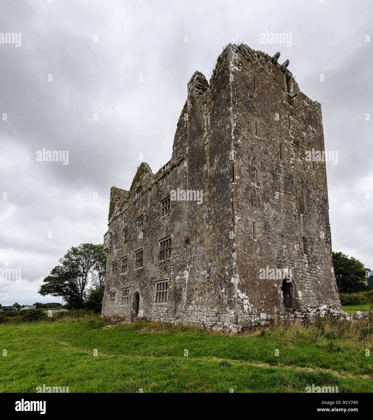Ruins of Leamaneh Castle in Irelad Stock Photo