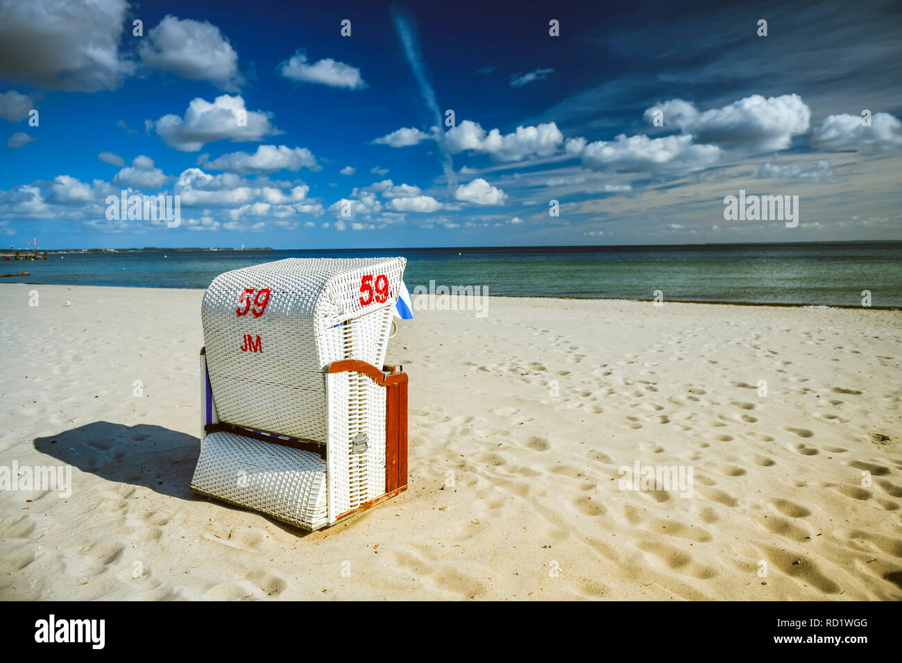 Beach and beach basket on the Baltic Sea in lagoon jug, Schleswig -  Holstein, Germany, Europe, Strand und Strandkorb an der Ostsee in Haffkrug,  Schles Stock Photo - Alamy