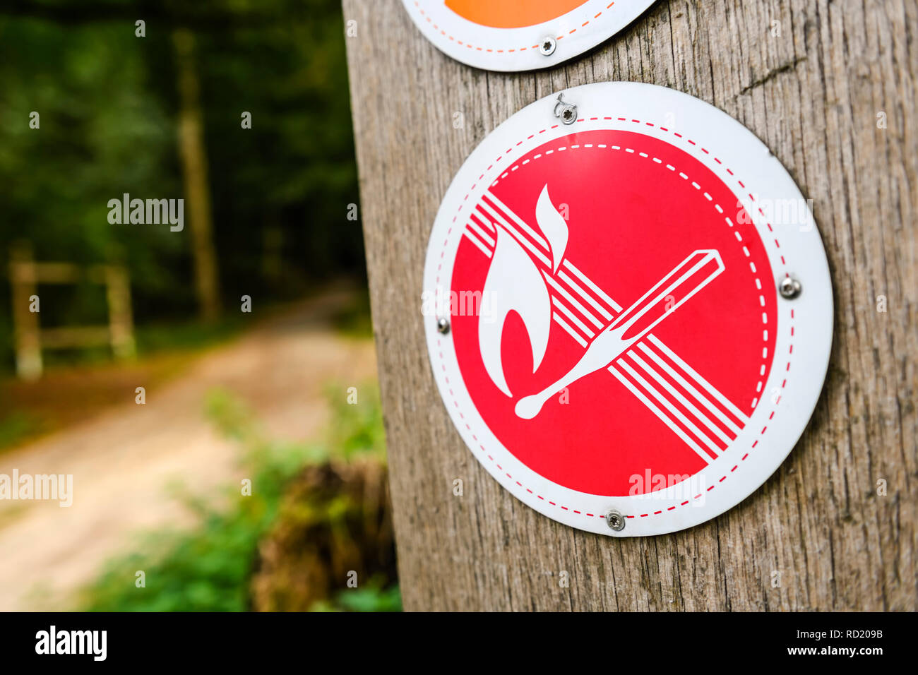 No parking sign in a woodland in mountain Kling, Schleswig - Holstein, symbolic photo forest fire danger, Verbotsschild an einem Waldgebiet in Klingbe Stock Photo