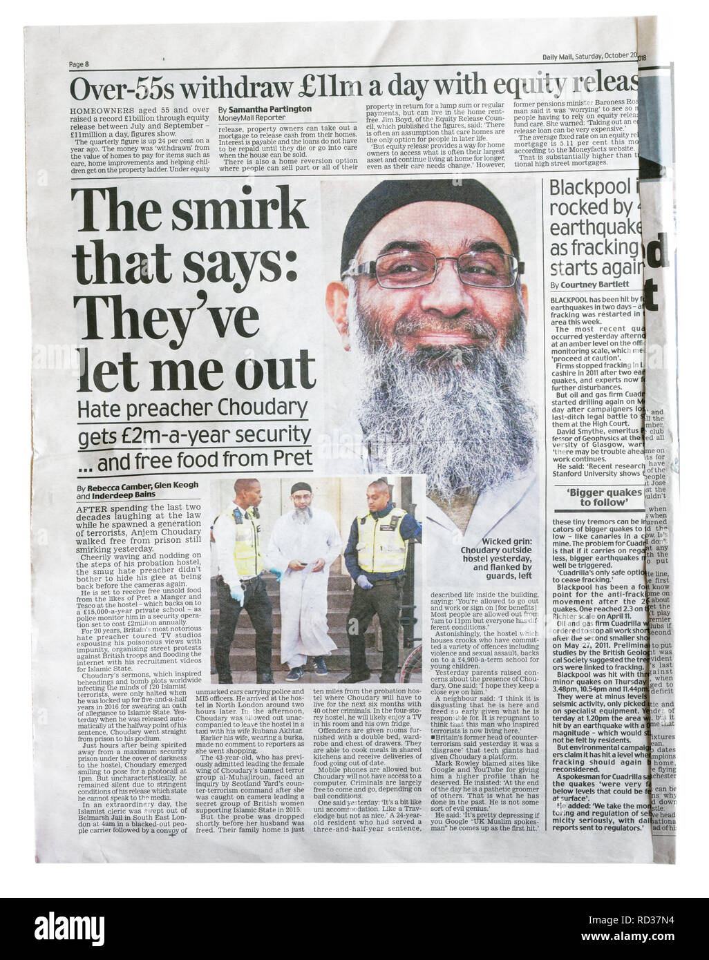 An inside page of the Daily Mail with the story that Anjem Choudary was released from prison Stock Photo