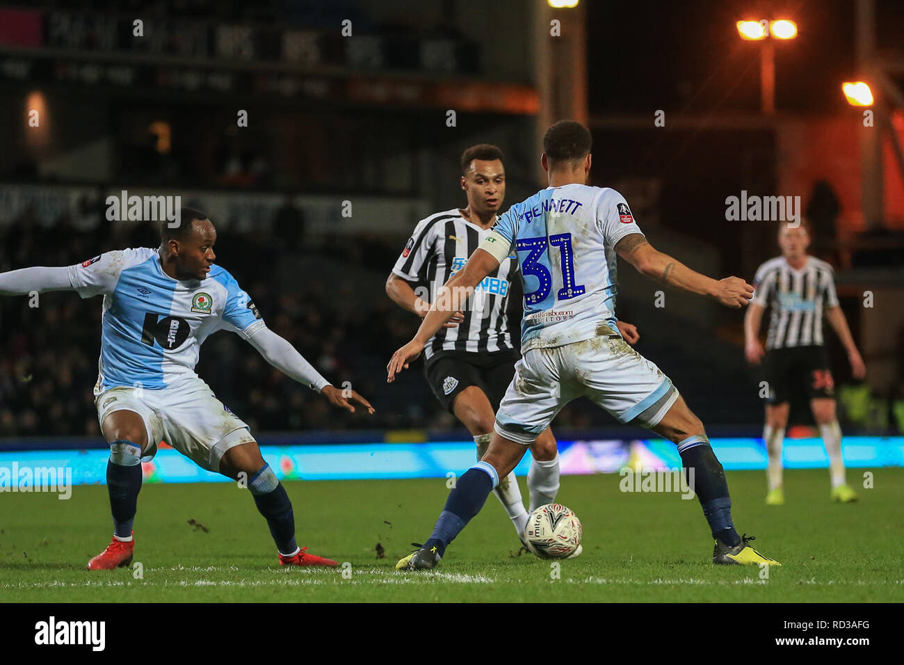 Football nutmeg hires stock photography and images Alamy